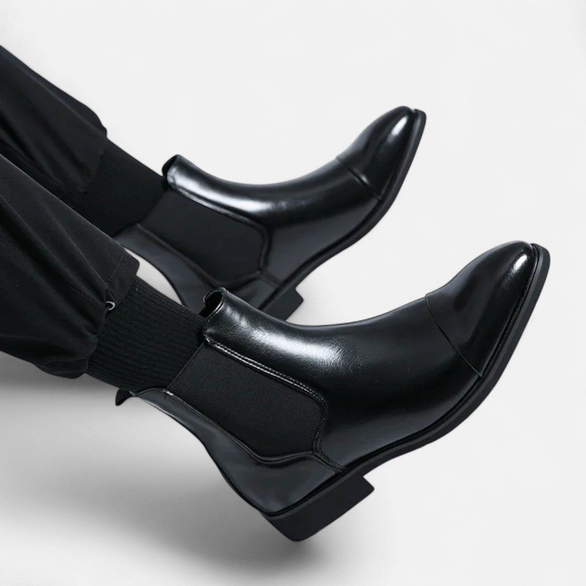 Men's Sleek Chelsea Boots with Red Sole