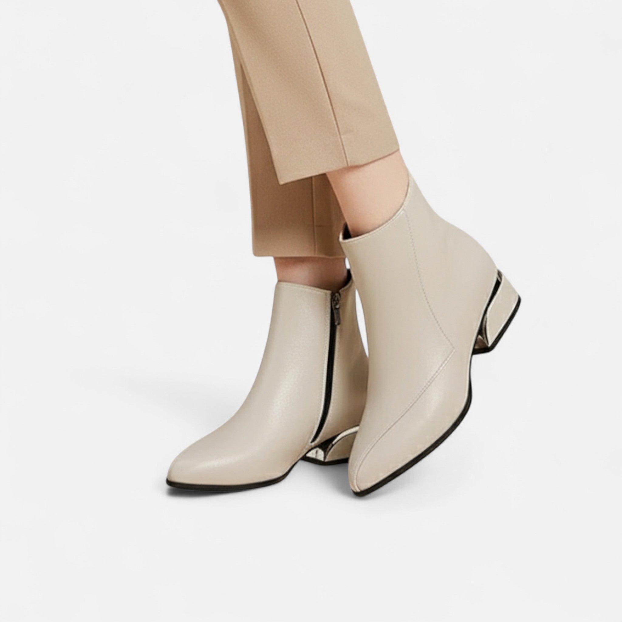Women's Versatile Leather Ankle Boots